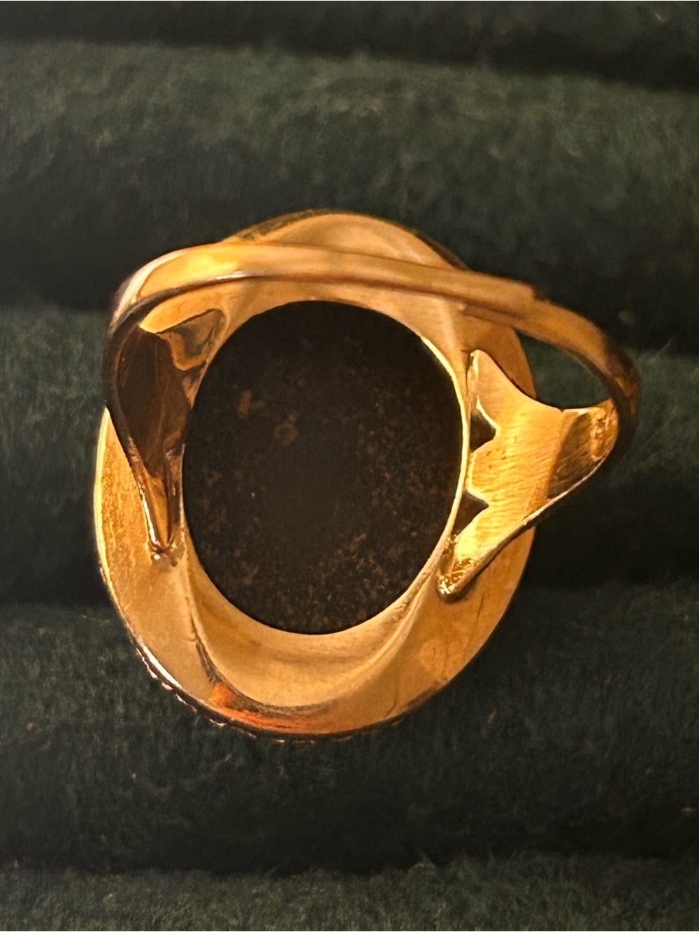 Antique 10k (stamped) yellow gold and onyx stone ring - adjustable - Picture 6 of 9